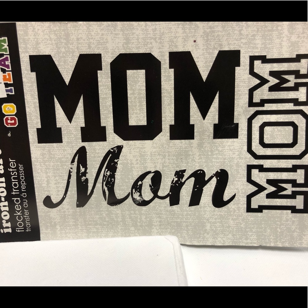 Iron on patches athletic style “MOM”